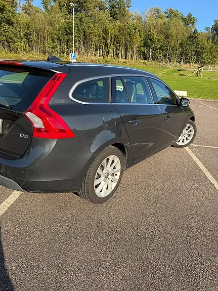 Volvo V60 2011 photo 3
