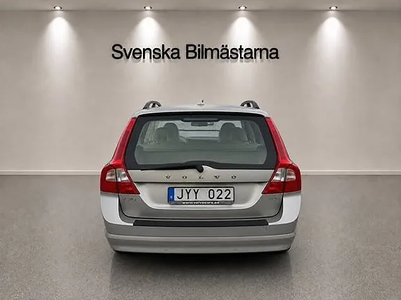 Volvo V70 2010 photo 4