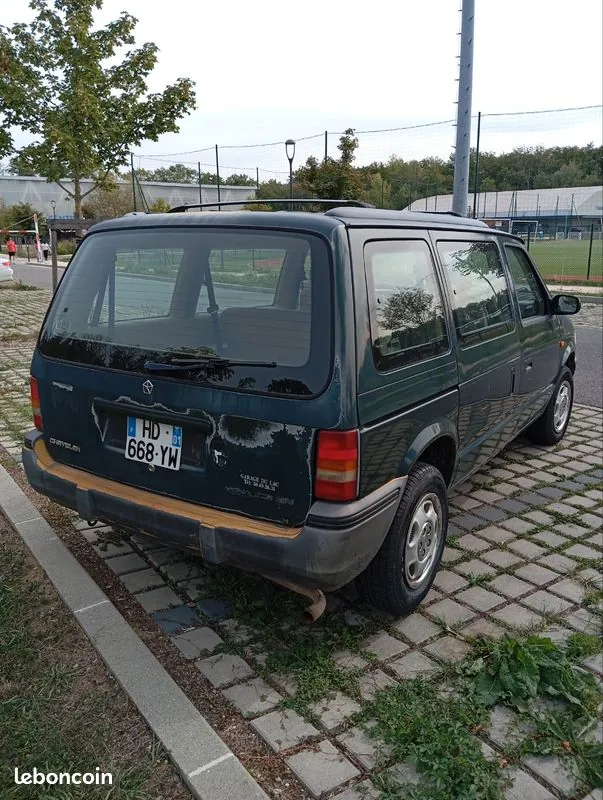 Chrysler Voyager 1992 photo 3