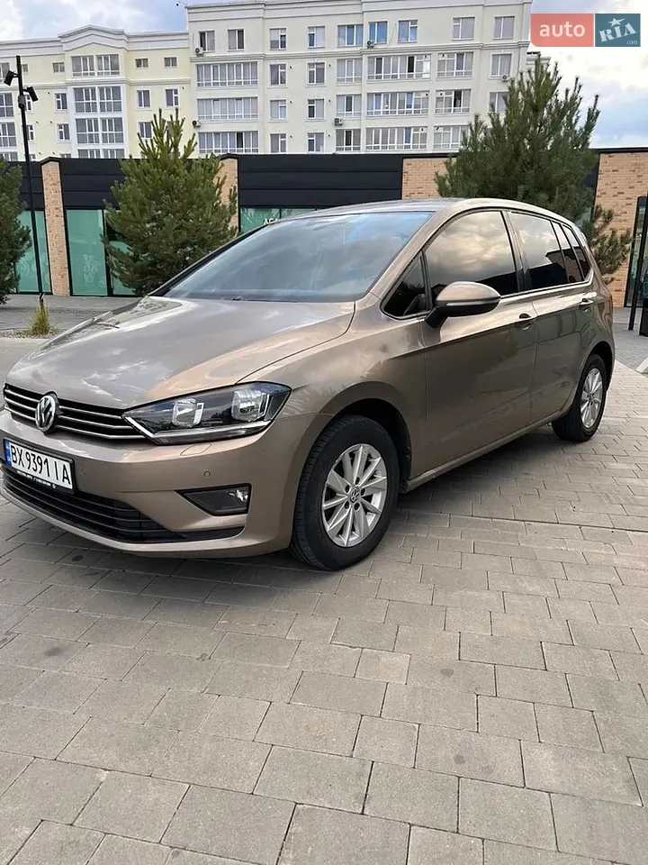 Volkswagen Golf Sportsvan 2014 photo 2