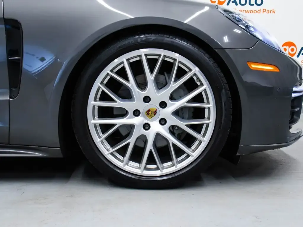 Porsche Panamera 2018 photo 5