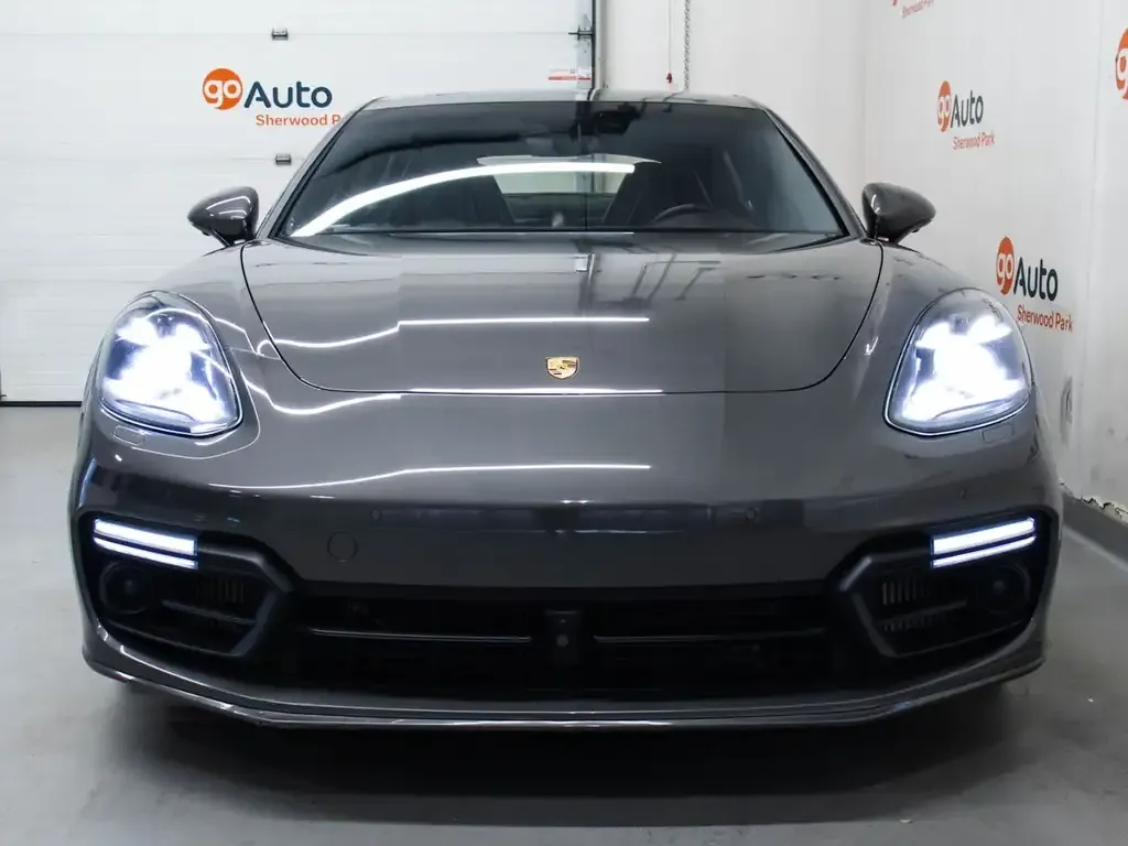 Porsche Panamera 2018 photo 2