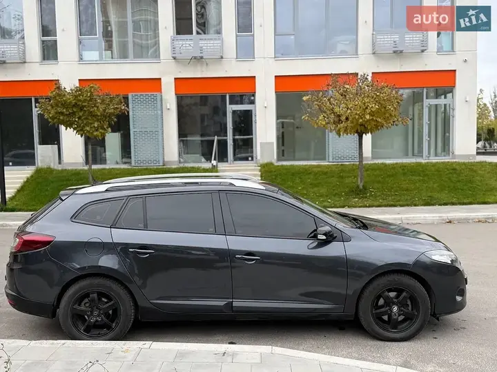 Renault Megane 2011 photo 5