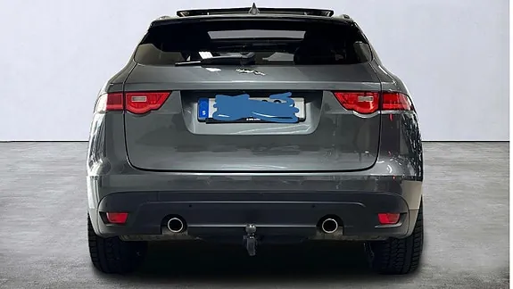 Jaguar F-Pace 2019 photo 3