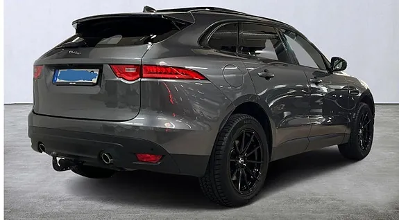 Jaguar F-Pace 2019 photo 2