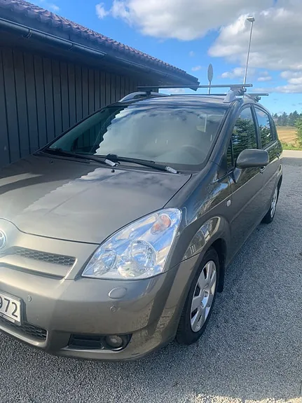 Toyota Corolla Verso 2006 photo 3