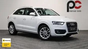 Audi Q3 2013 photo 2