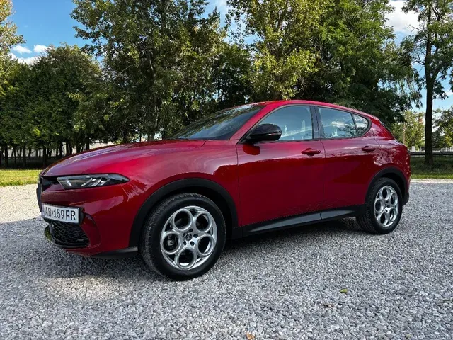 Alfa Romeo Tonale 2023 photo 4
