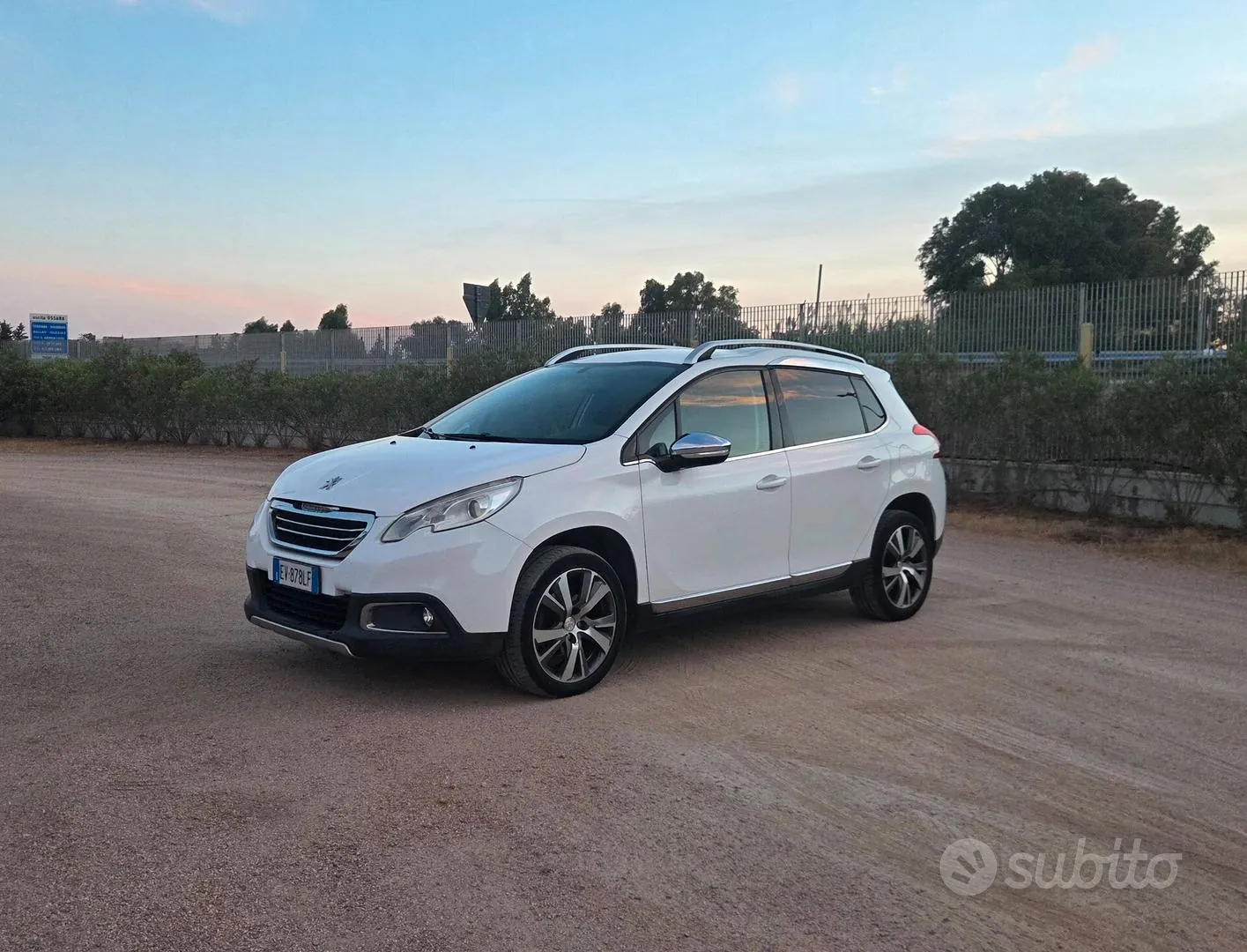 Peugeot 2008 2015 photo 2