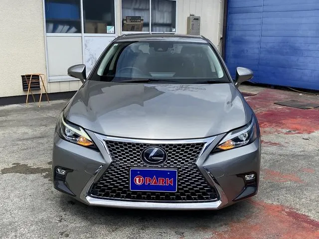 Lexus Ct 2019 photo 4