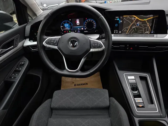 Volkswagen Golf Variant 2022 photo 2