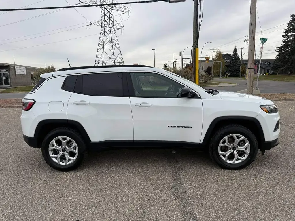 Jeep Compass 2025 photo 4