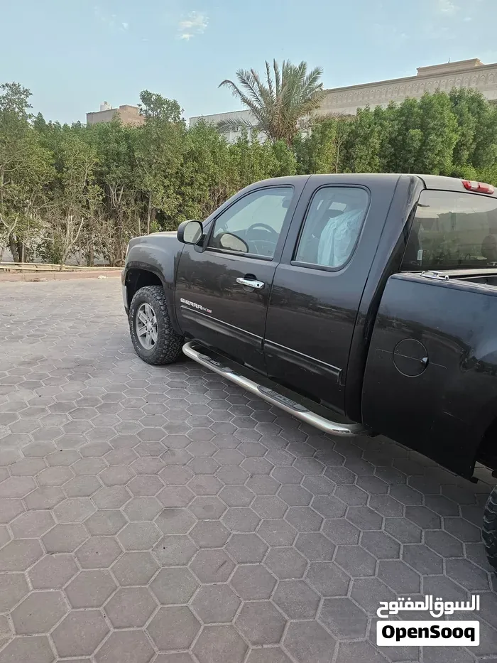 Chevrolet Other 2012 photo 2