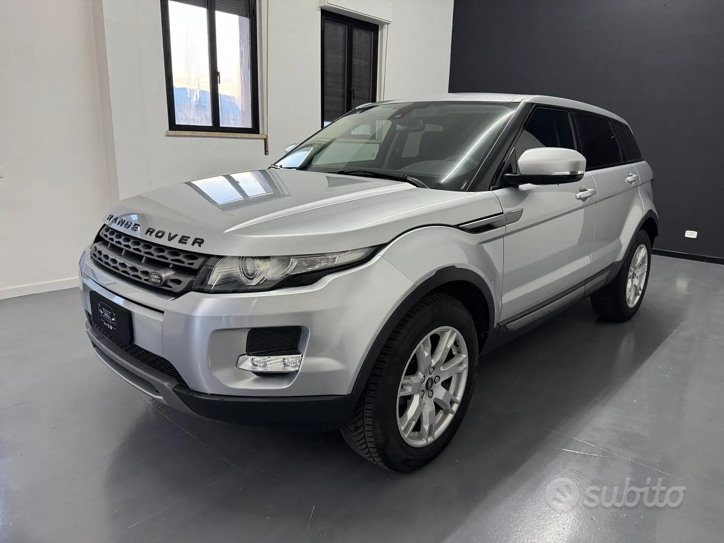 Land Rover Range Rover Evoque 2013 photo 3