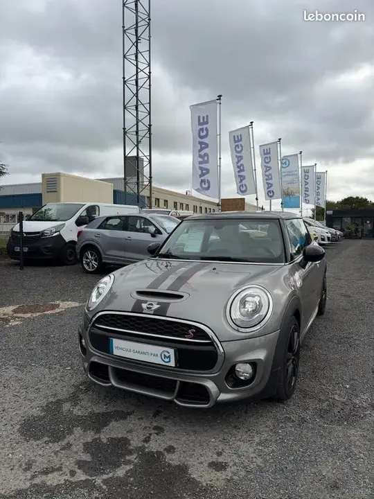 Mini Cooper S 2018 photo 2