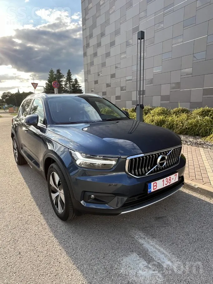 Volvo Xc40 2021 photo 2