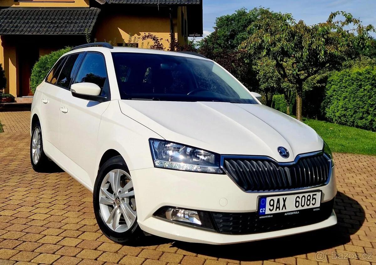 Skoda Fabia 2023 photo 4