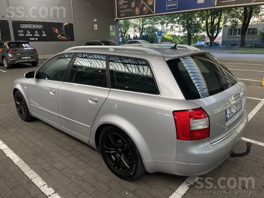 Audi A4 2004 photo 3