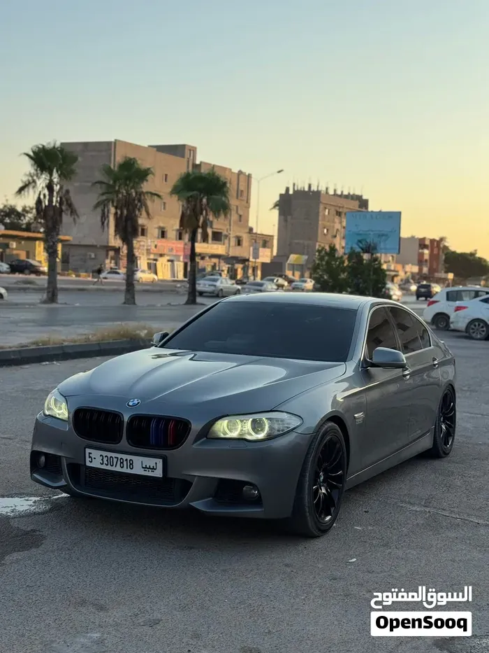 BMW 5 Series 2011 photo 5