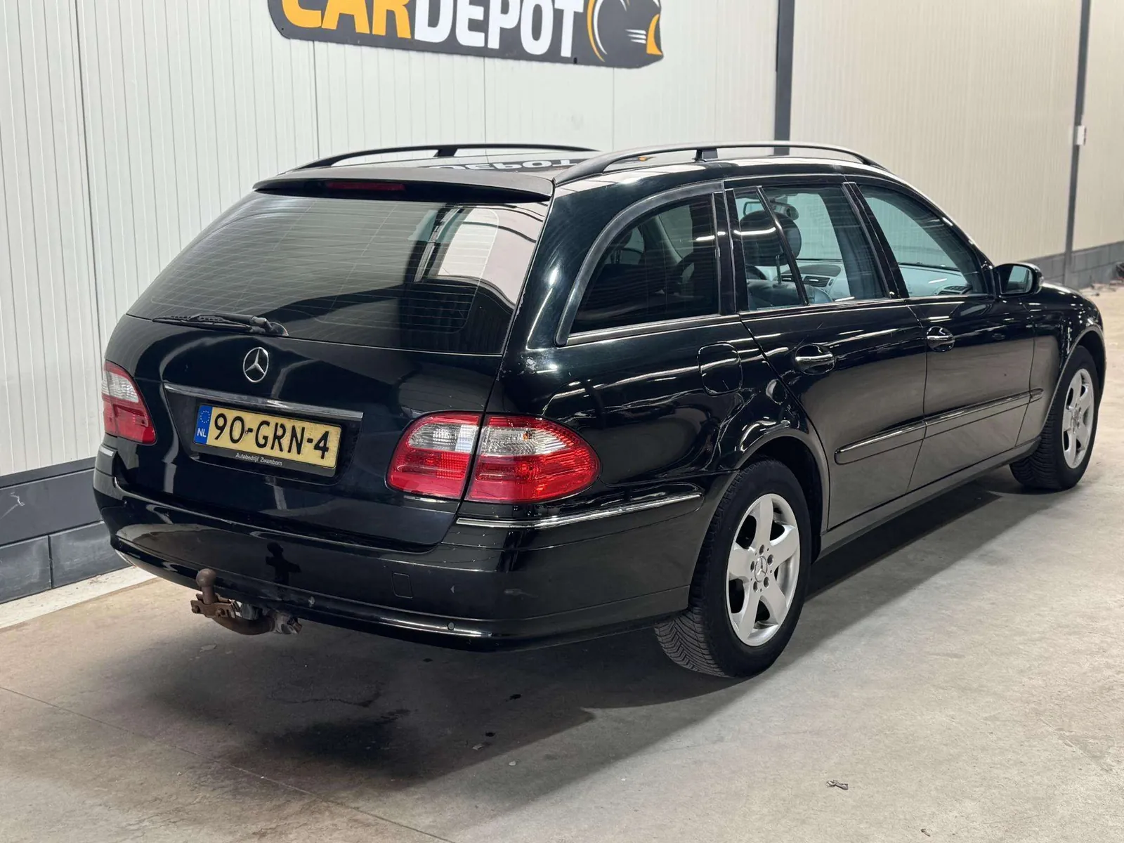 Mercedes-Benz E 320 2003 photo 5