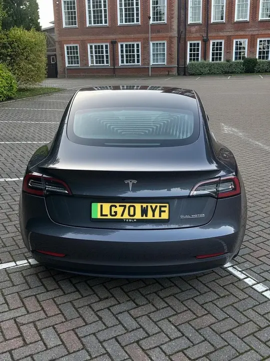 Tesla Model 3 2020 photo 4