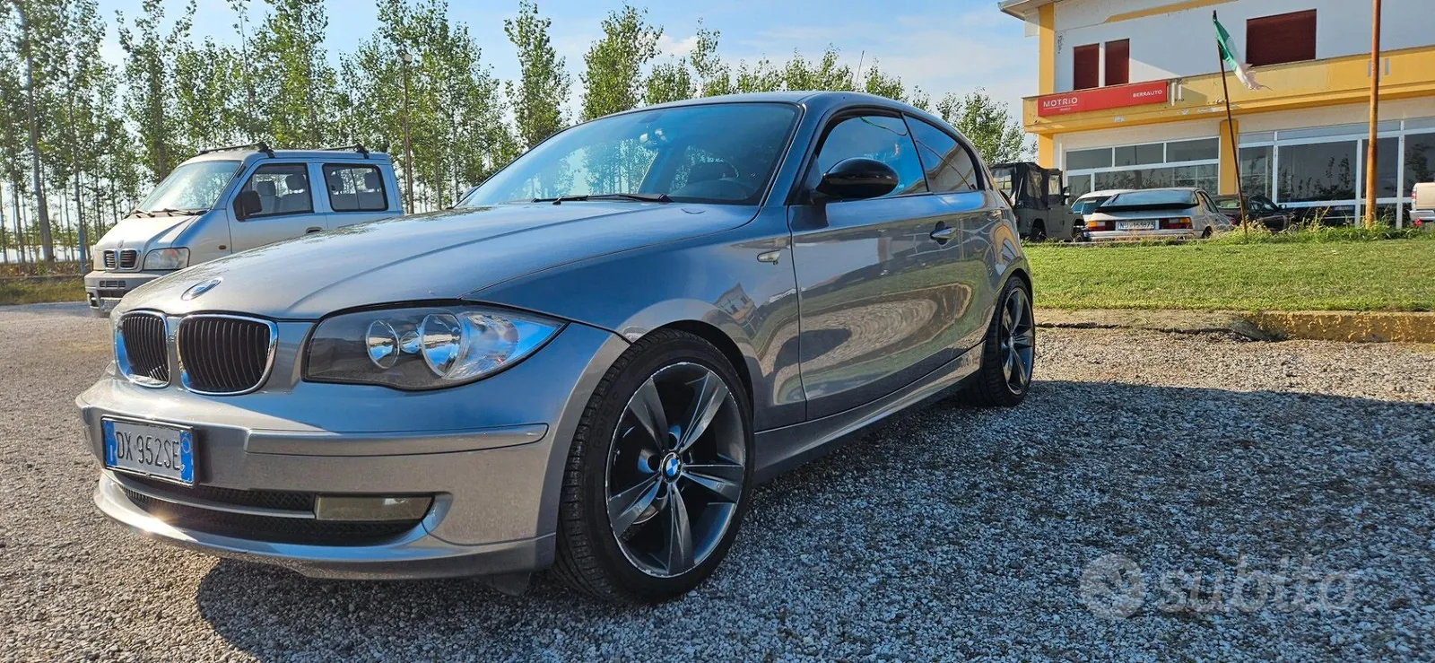 BMW 120D 2009 photo 2