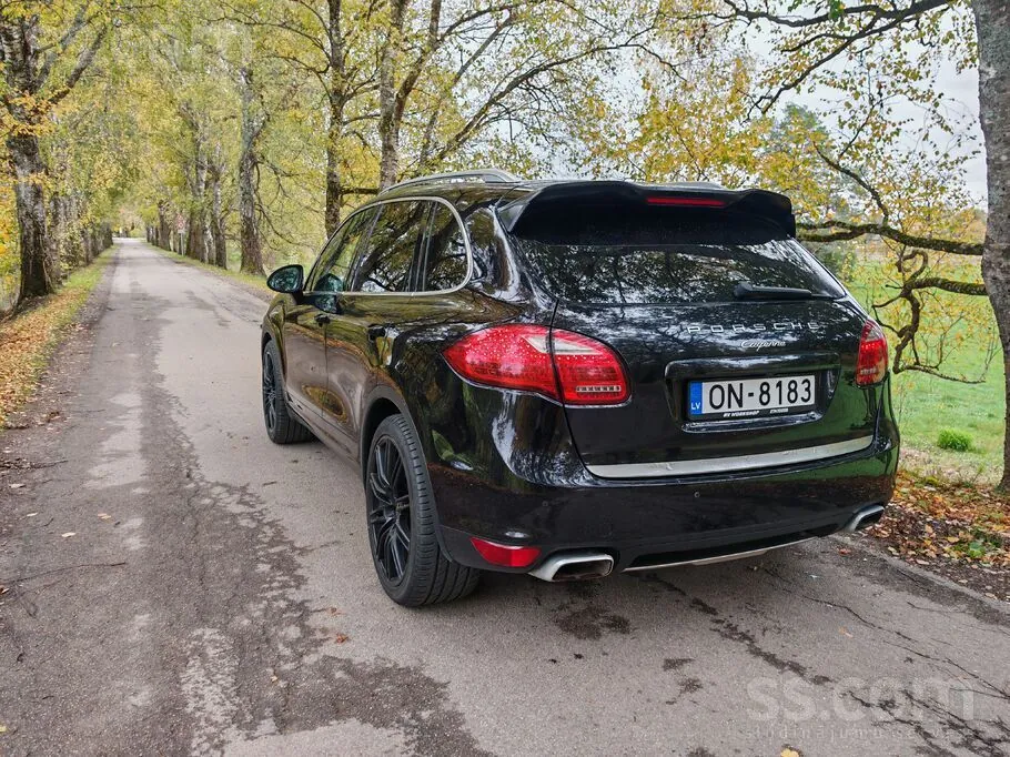Porsche Cayenne 2012 photo 5