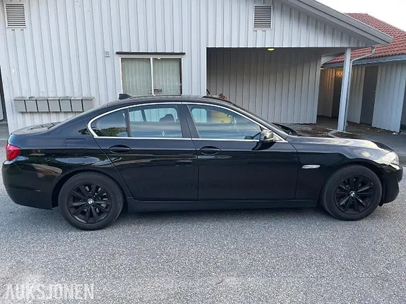 BMW 5Series 2011 photo 4