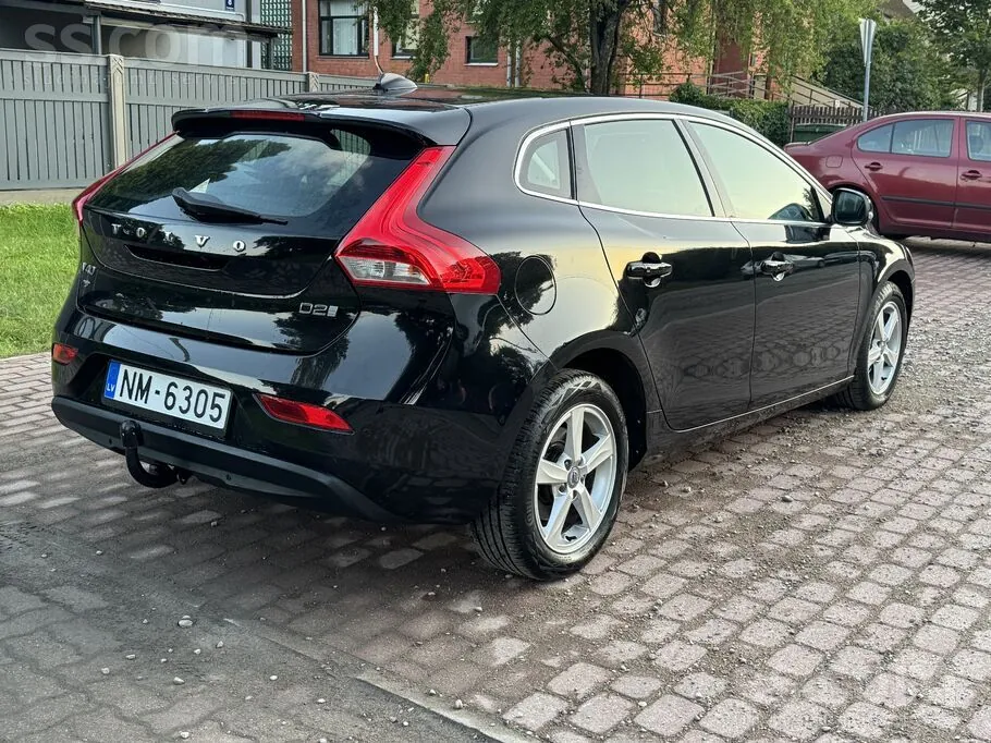 Volvo V40 2017 photo 5