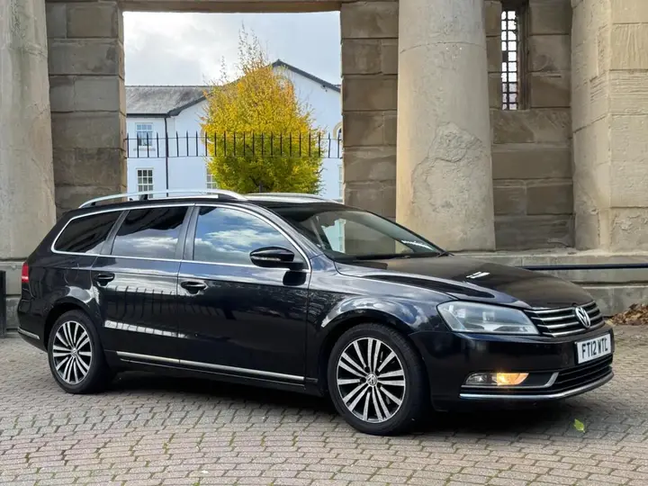 Volkswagen Passat 2012 photo 5