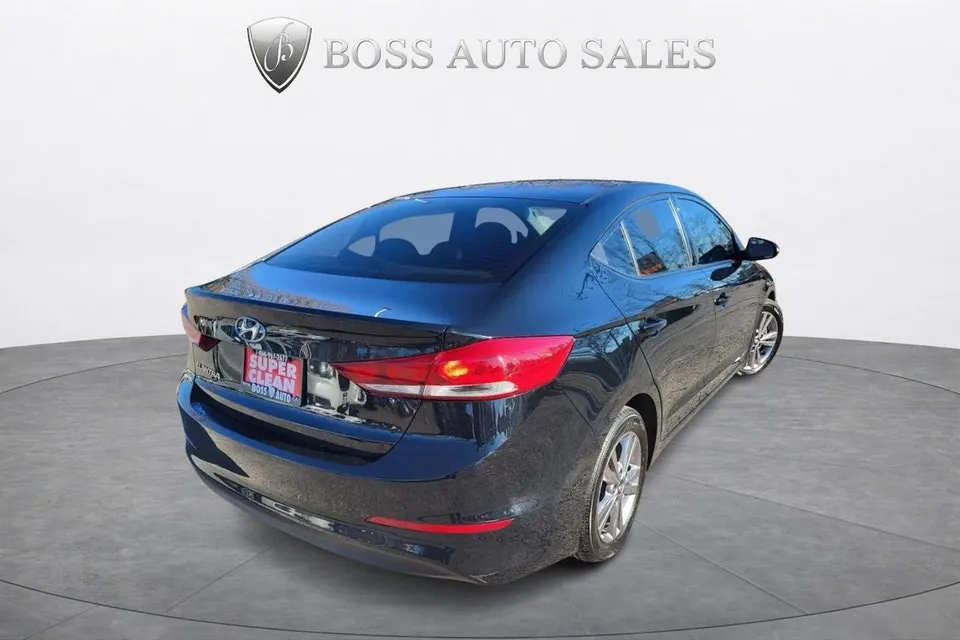 Hyundai Elantra 2017 photo 5