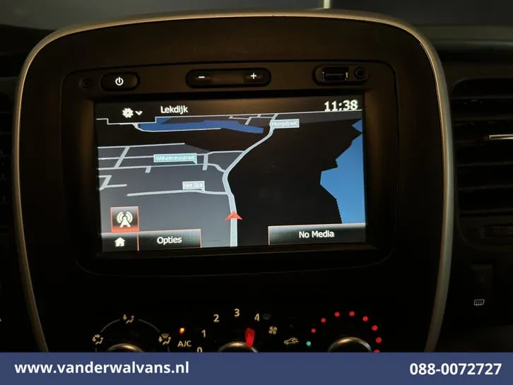Renault Trafic 2021 photo 3