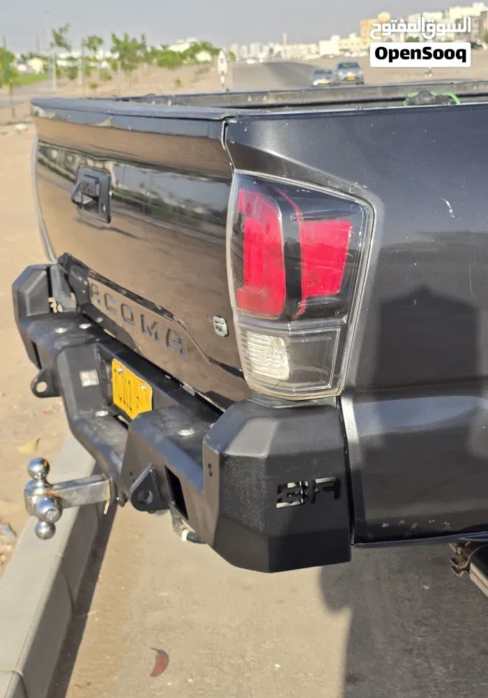 Toyota Tacoma 2017 photo 2