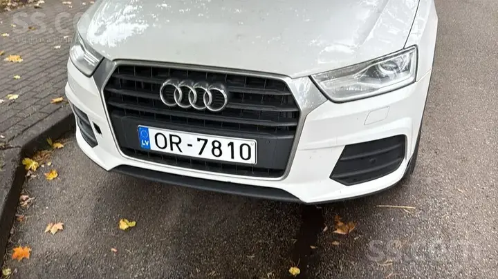 Audi Q3 2015 photo 5