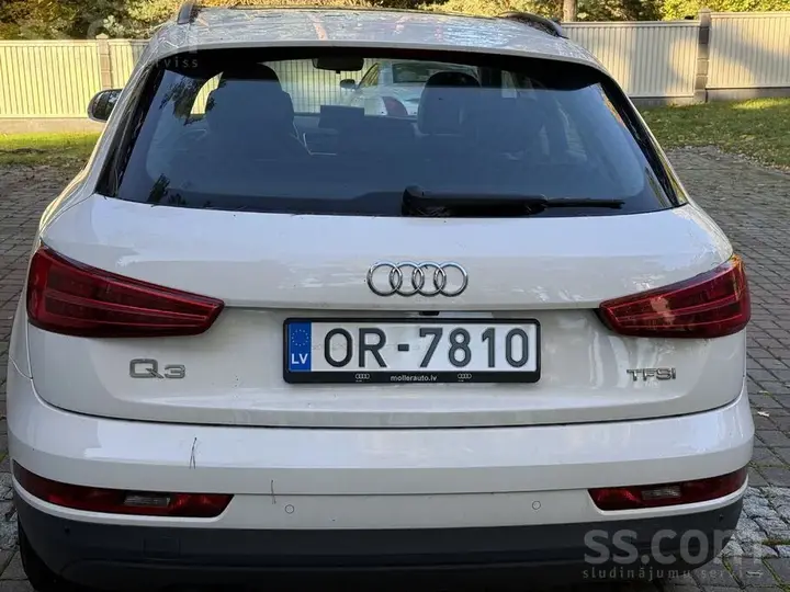 Audi Q3 2015 photo 3