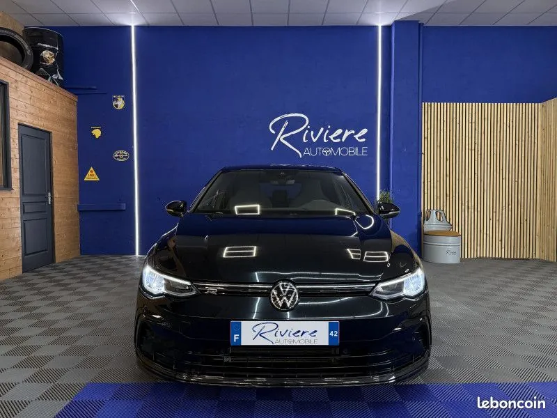 Volkswagen Golf 2024 photo 2
