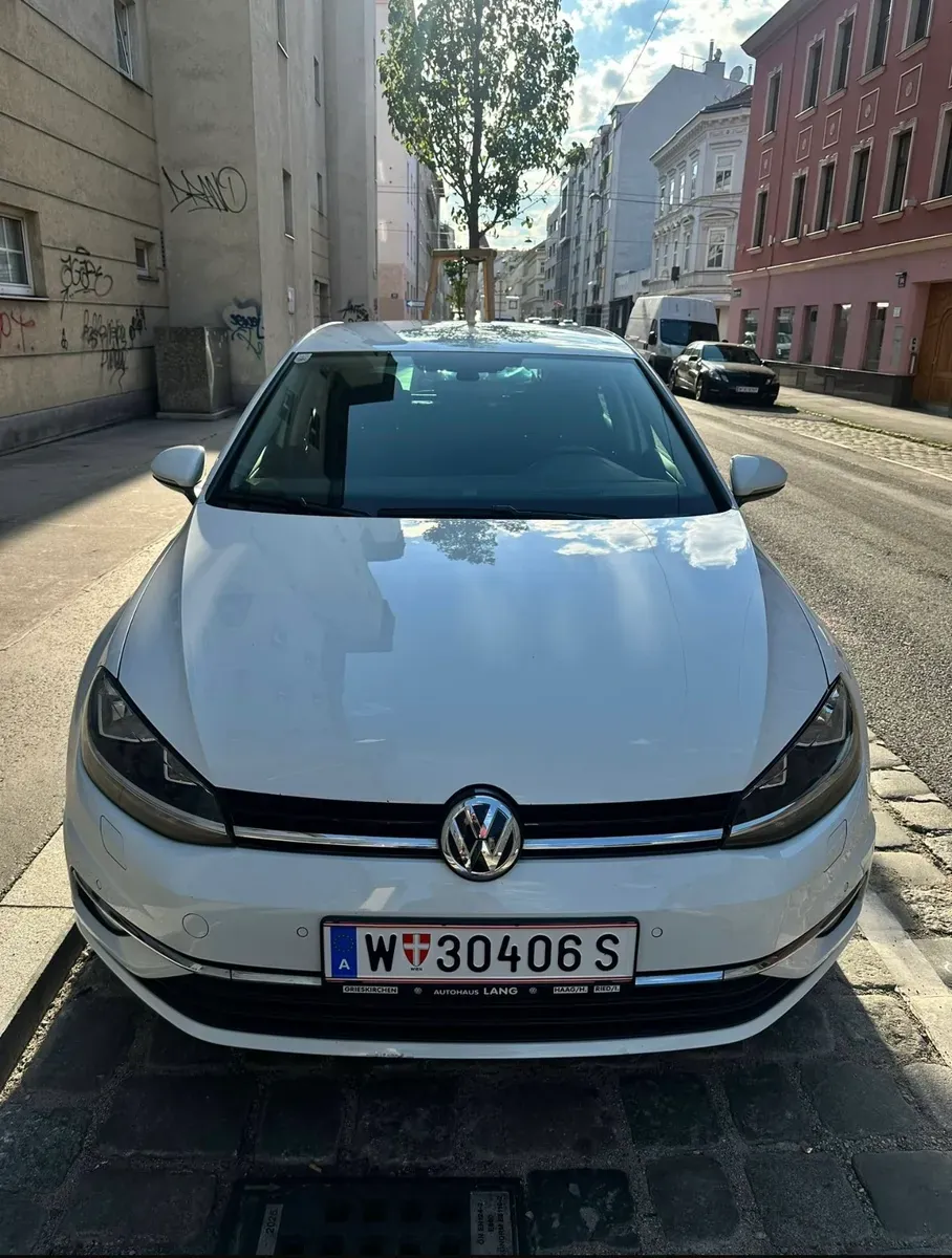 Volkswagen Golf 2018 photo 2
