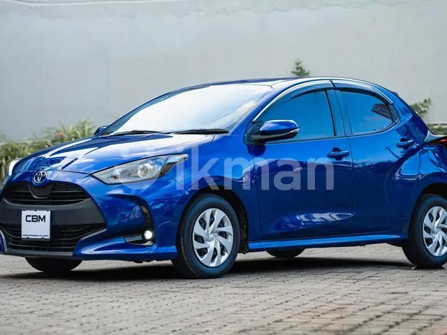 Toyota Yaris 2023 photo 2