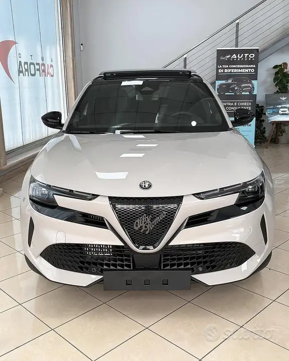 Alfa Romeo Junior 2026 photo 2