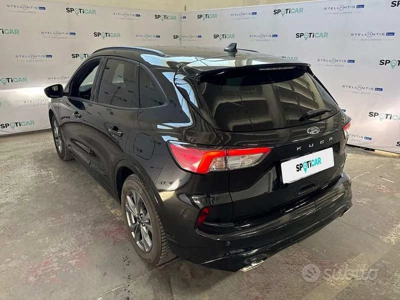 Ford Kuga 2023 photo 3