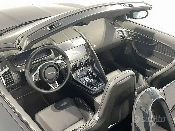 Jaguar F-Type 2023 photo 5