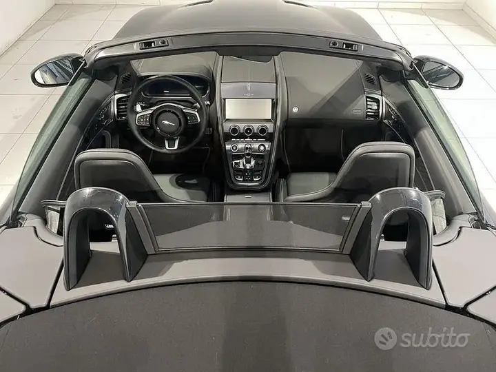 Jaguar F-Type 2023 photo 4