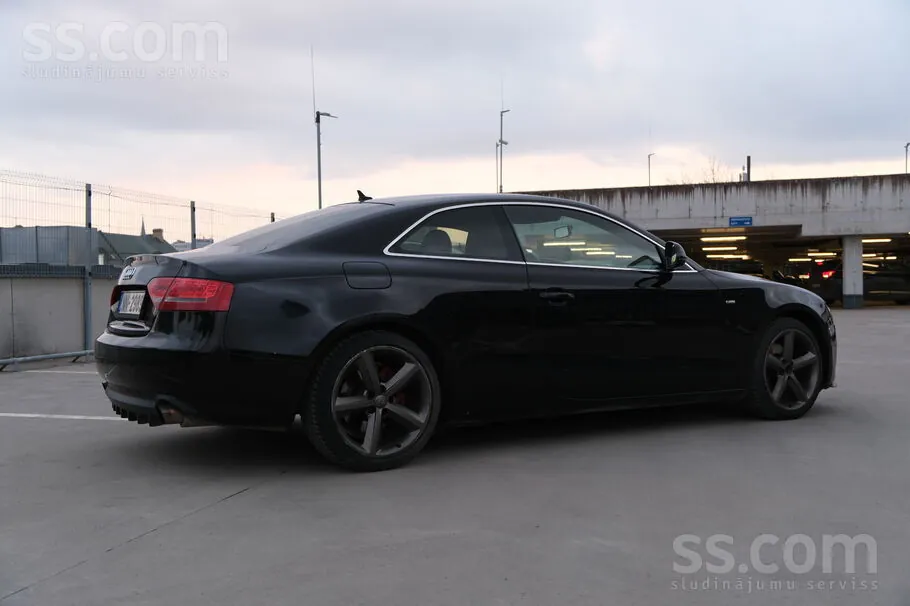 Audi A5 2008 photo 3
