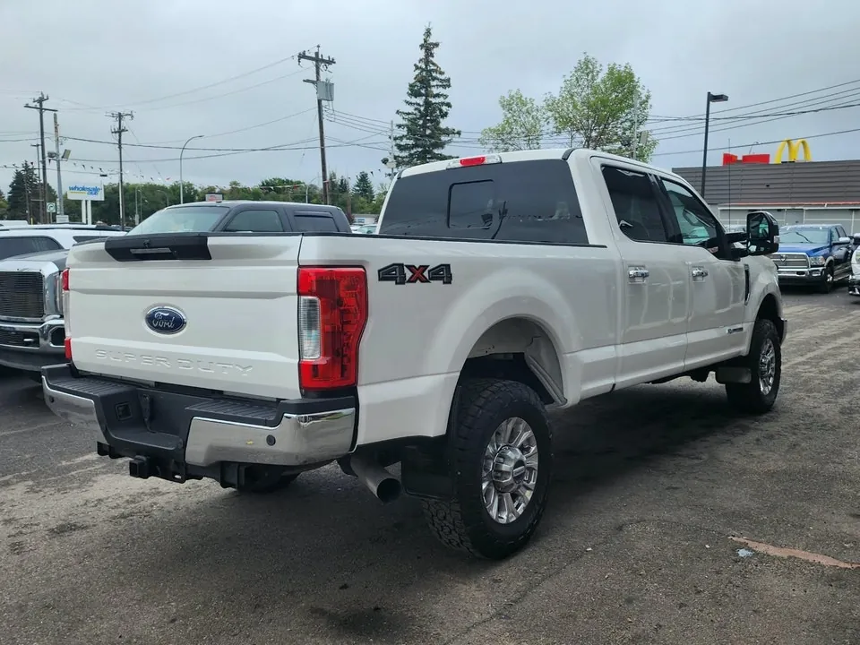 Ford Super Duty F-350 2018 photo 5