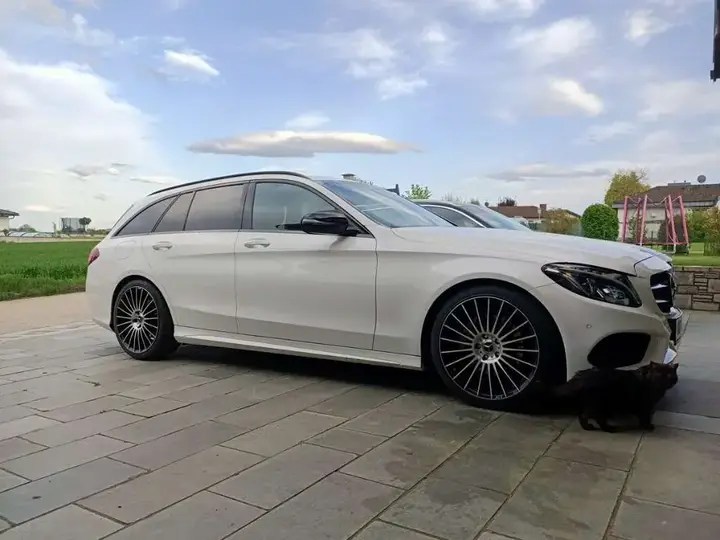 Mercedes-Benz C-Class 2015 photo 2