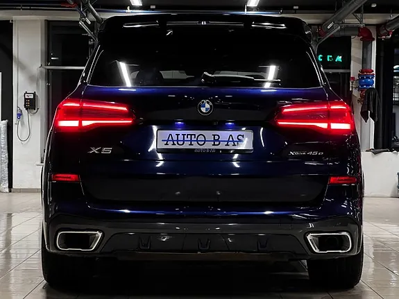 BMW X5 2021 photo 4