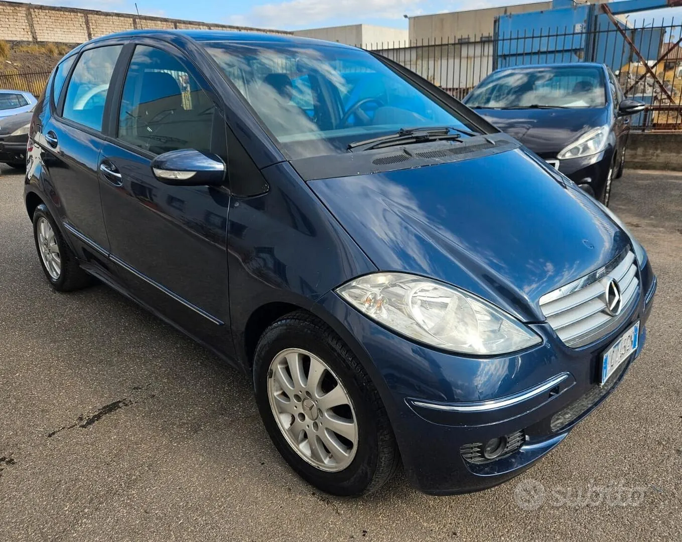 Mercedes-Benz A 180 2008 photo 2
