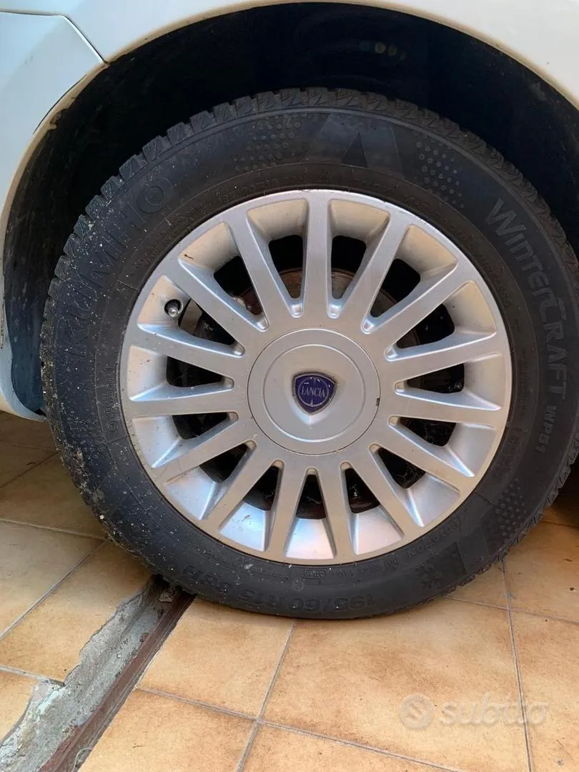 Lancia Musa 2012 photo 4