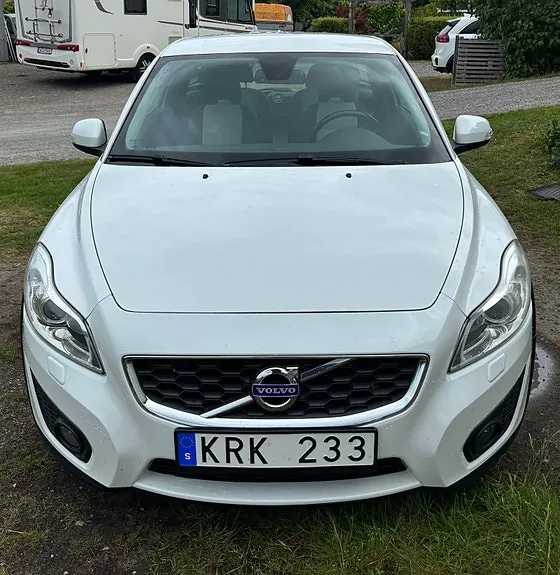 Volvo C30 2011 photo 2