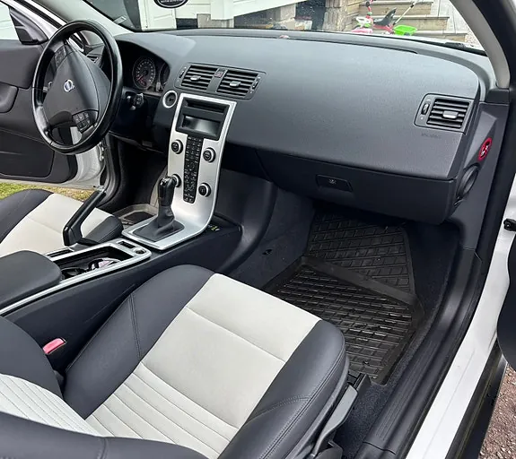 Volvo C30 2011 photo 5